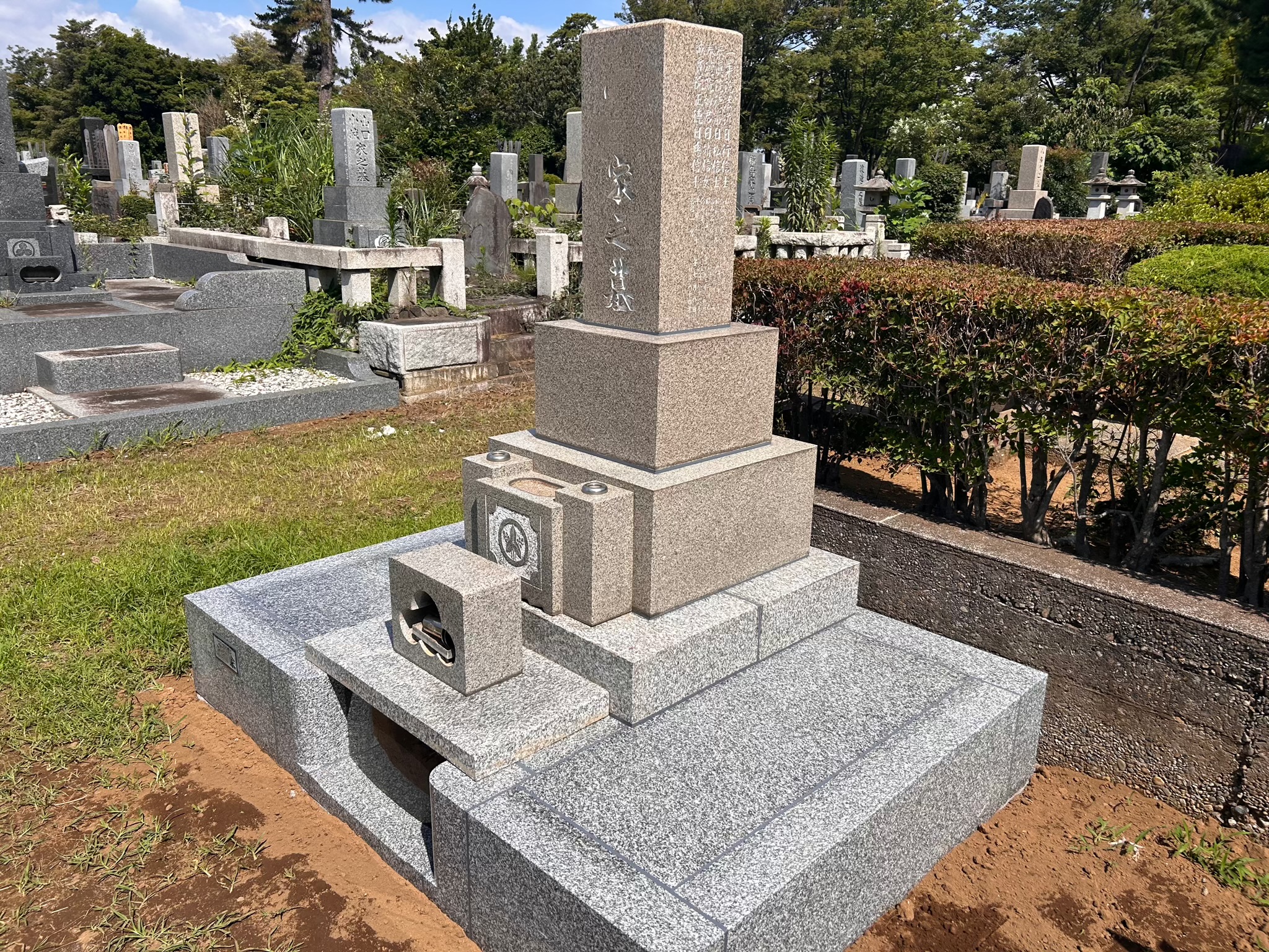 【八柱霊園　墓石移設・新規建墓工事　T家様】